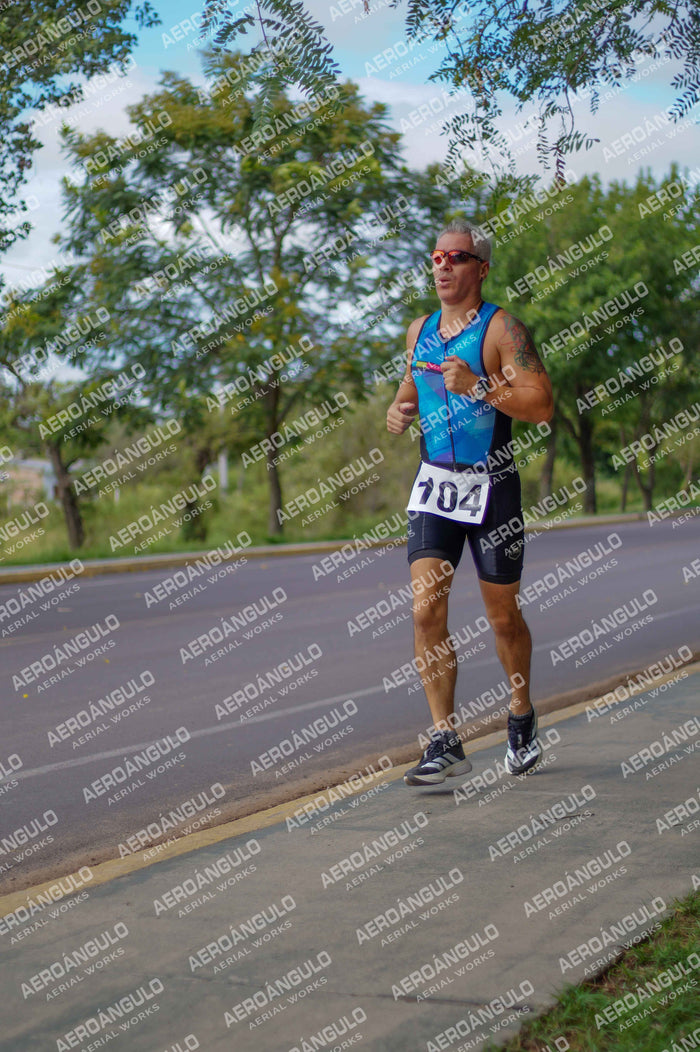 TRIATLON N°100