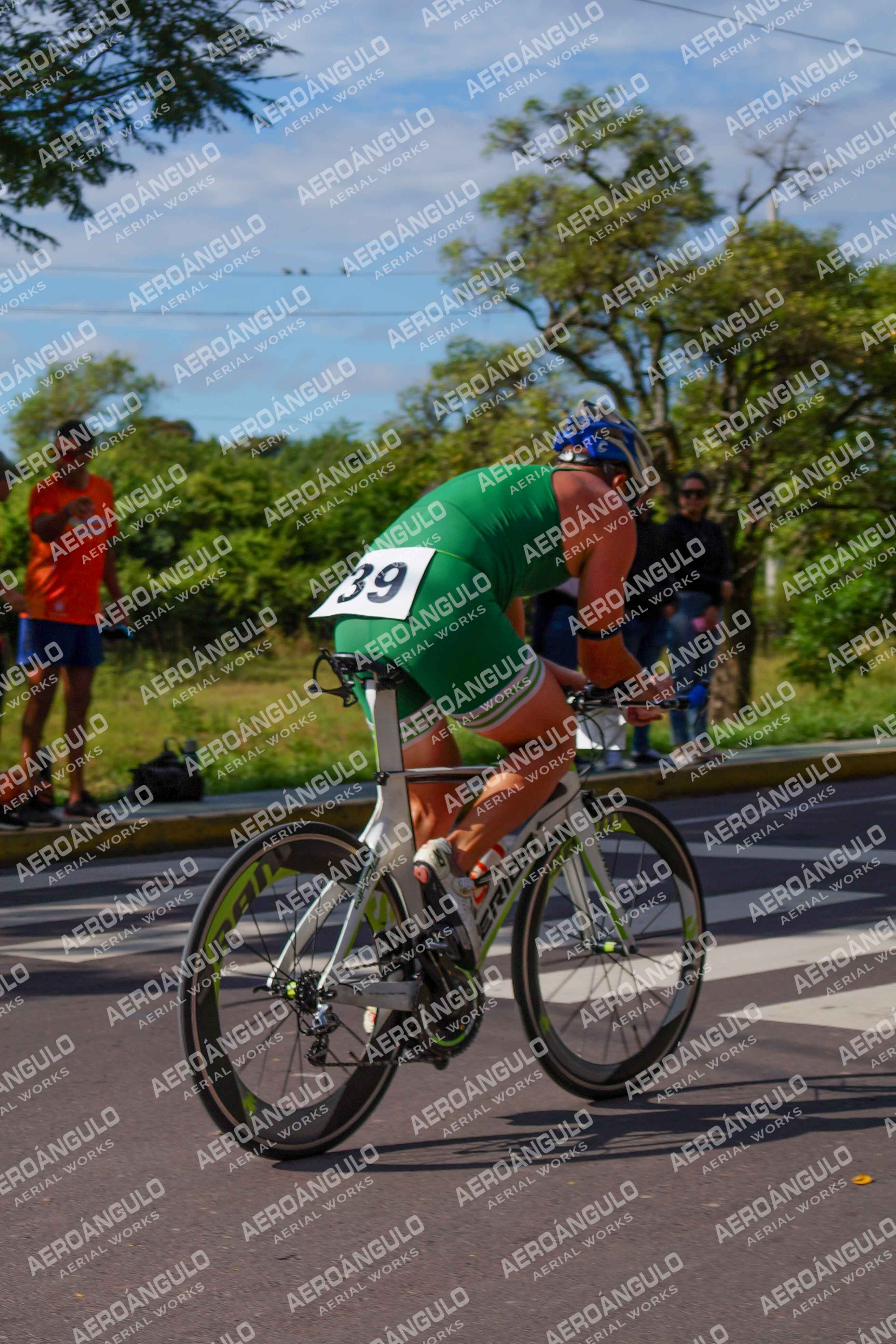 TRIATLON N°18