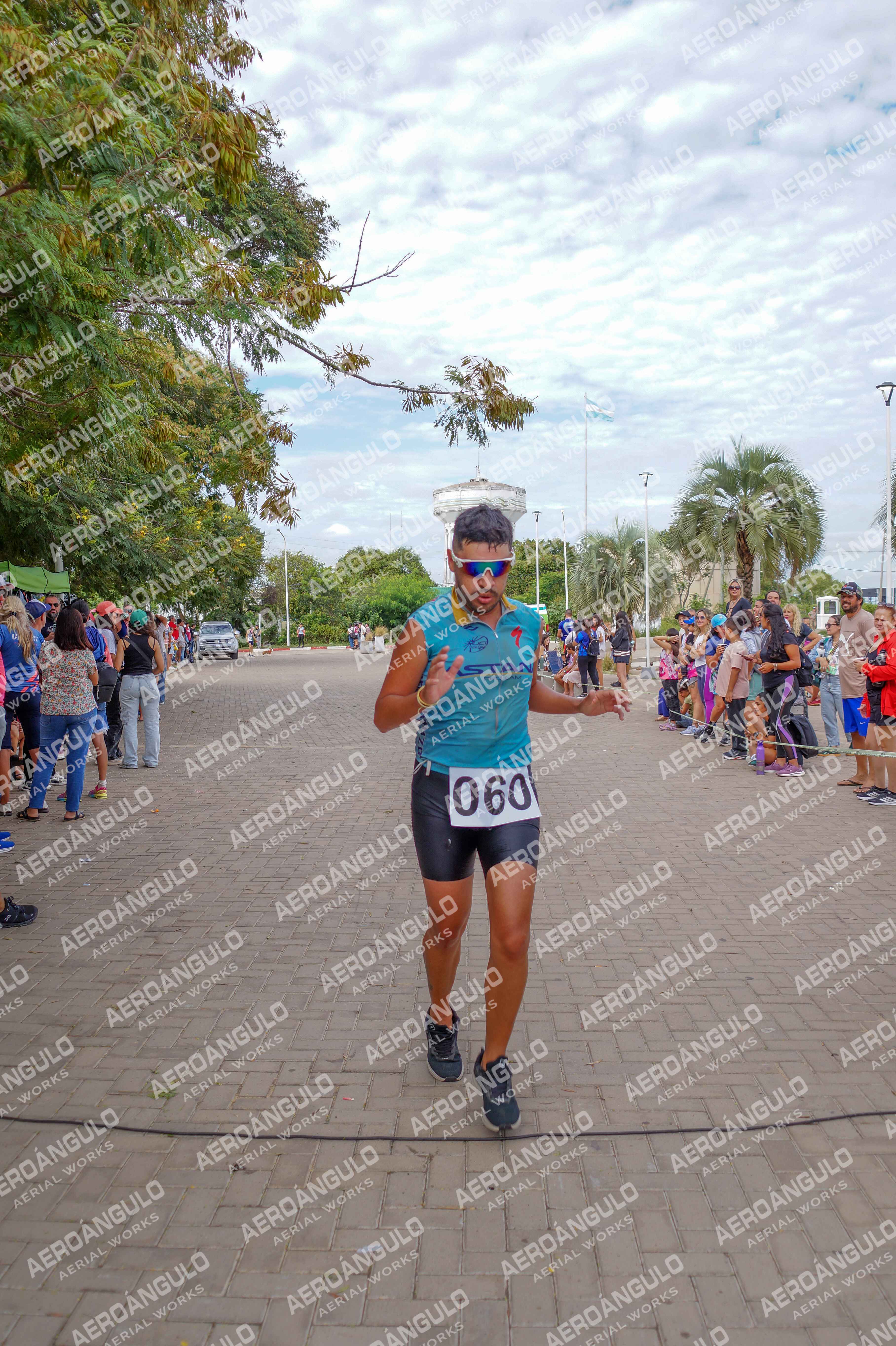 TRIATLON N°196