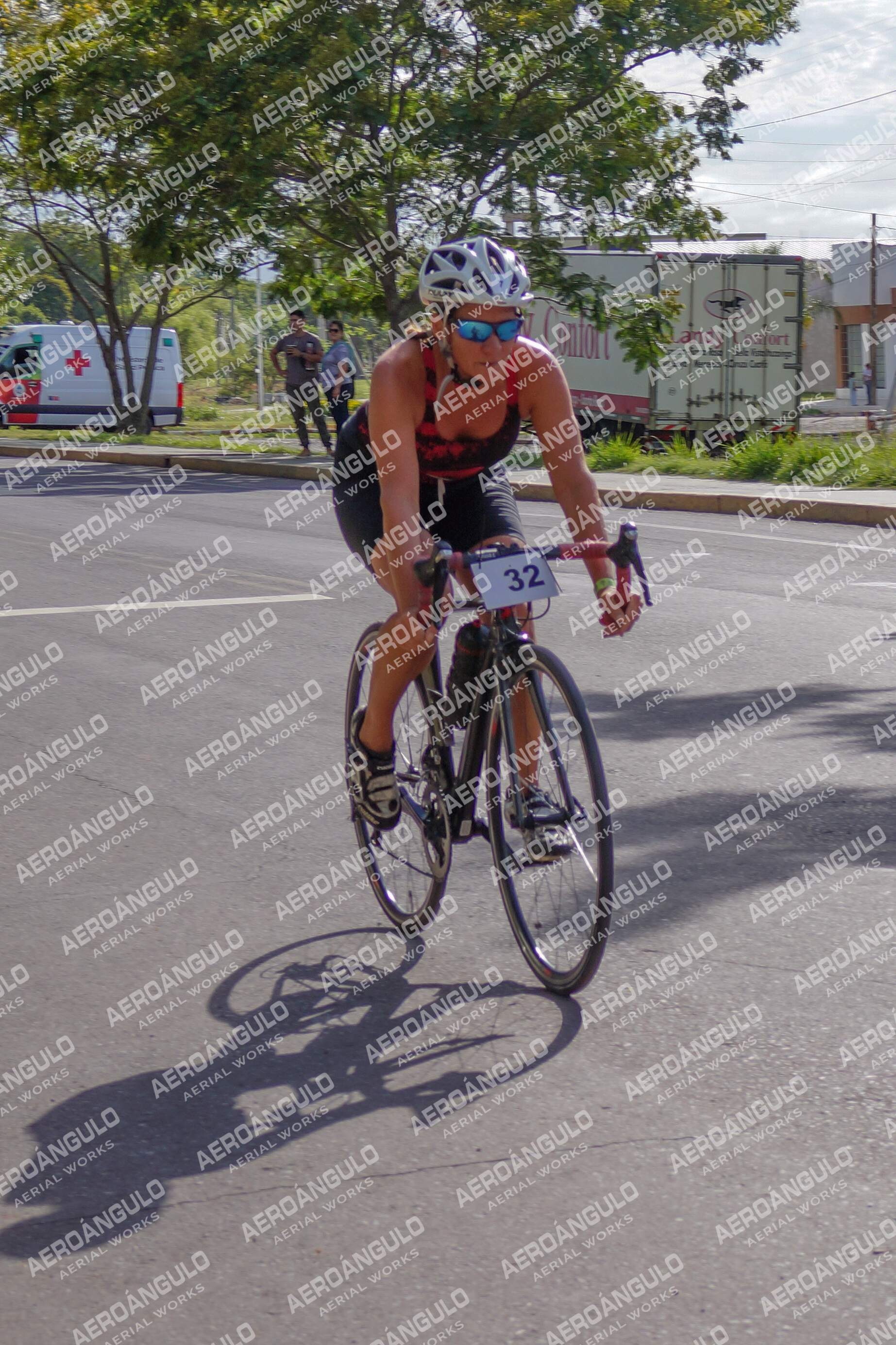 TRIATLON N°28