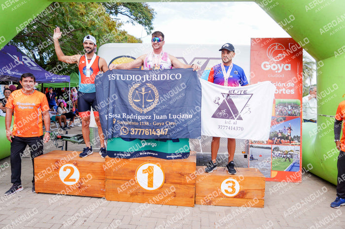 TRIATLON N°300