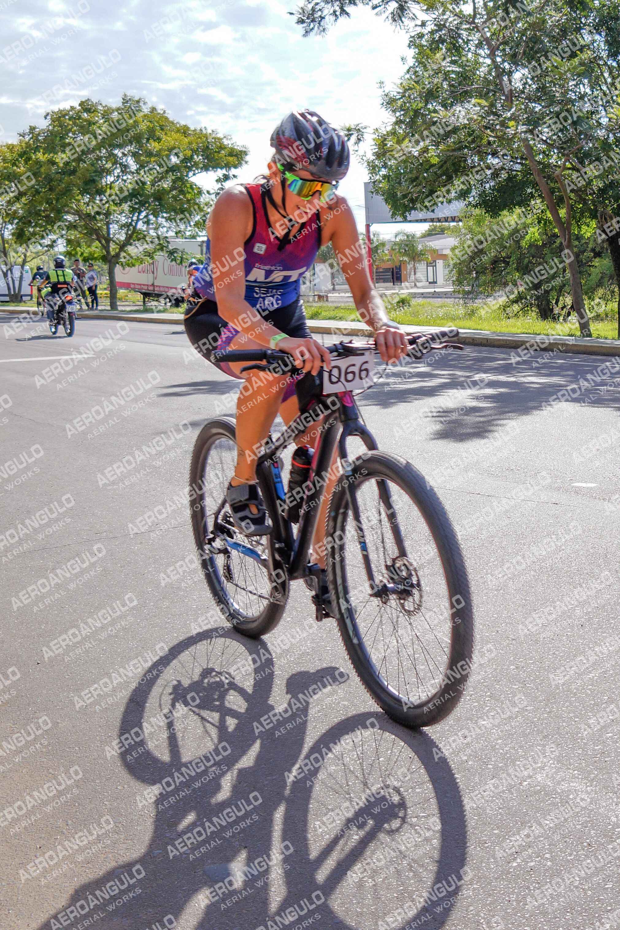 TRIATLON N°50
