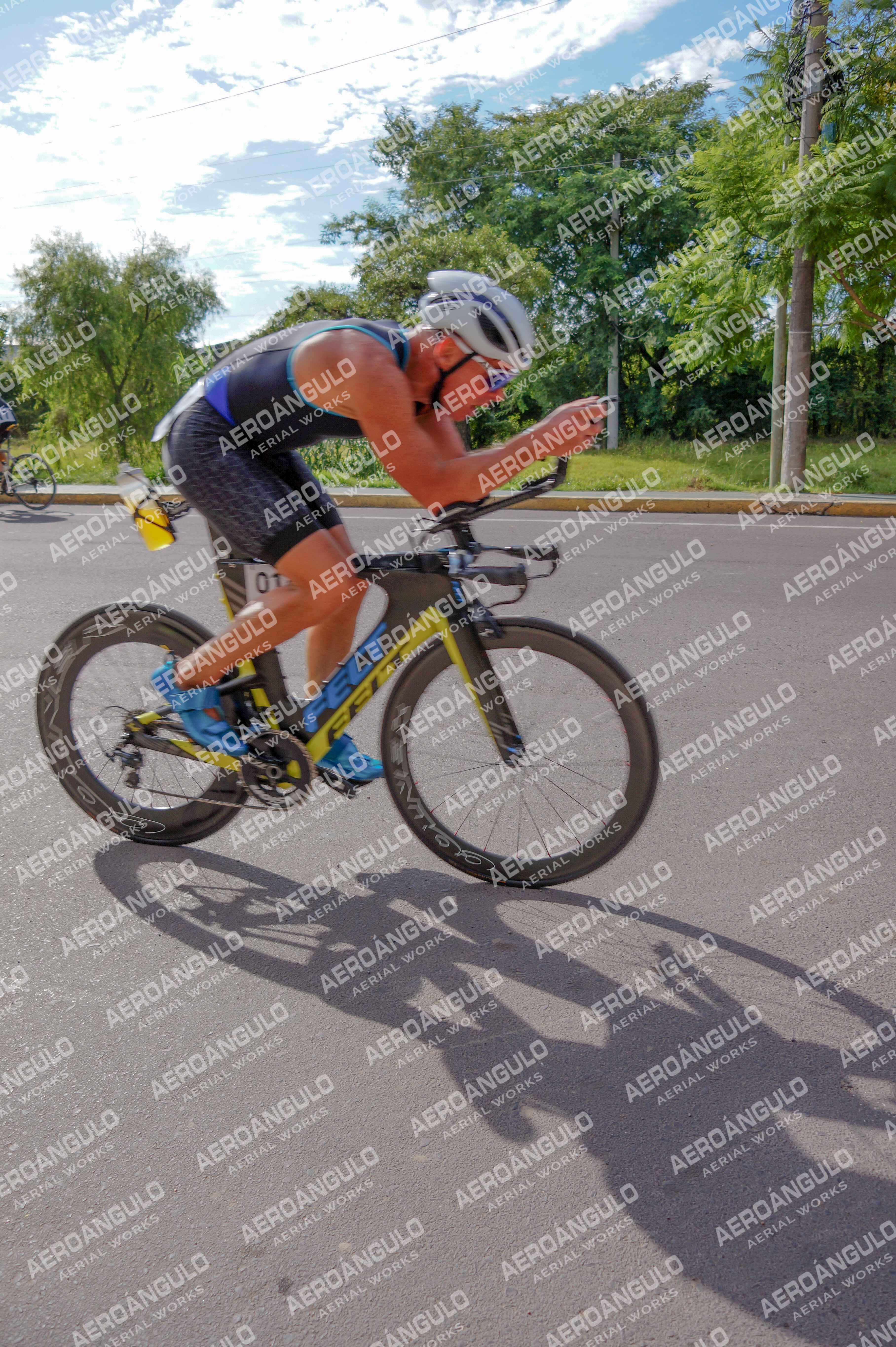 TRIATLON N°76