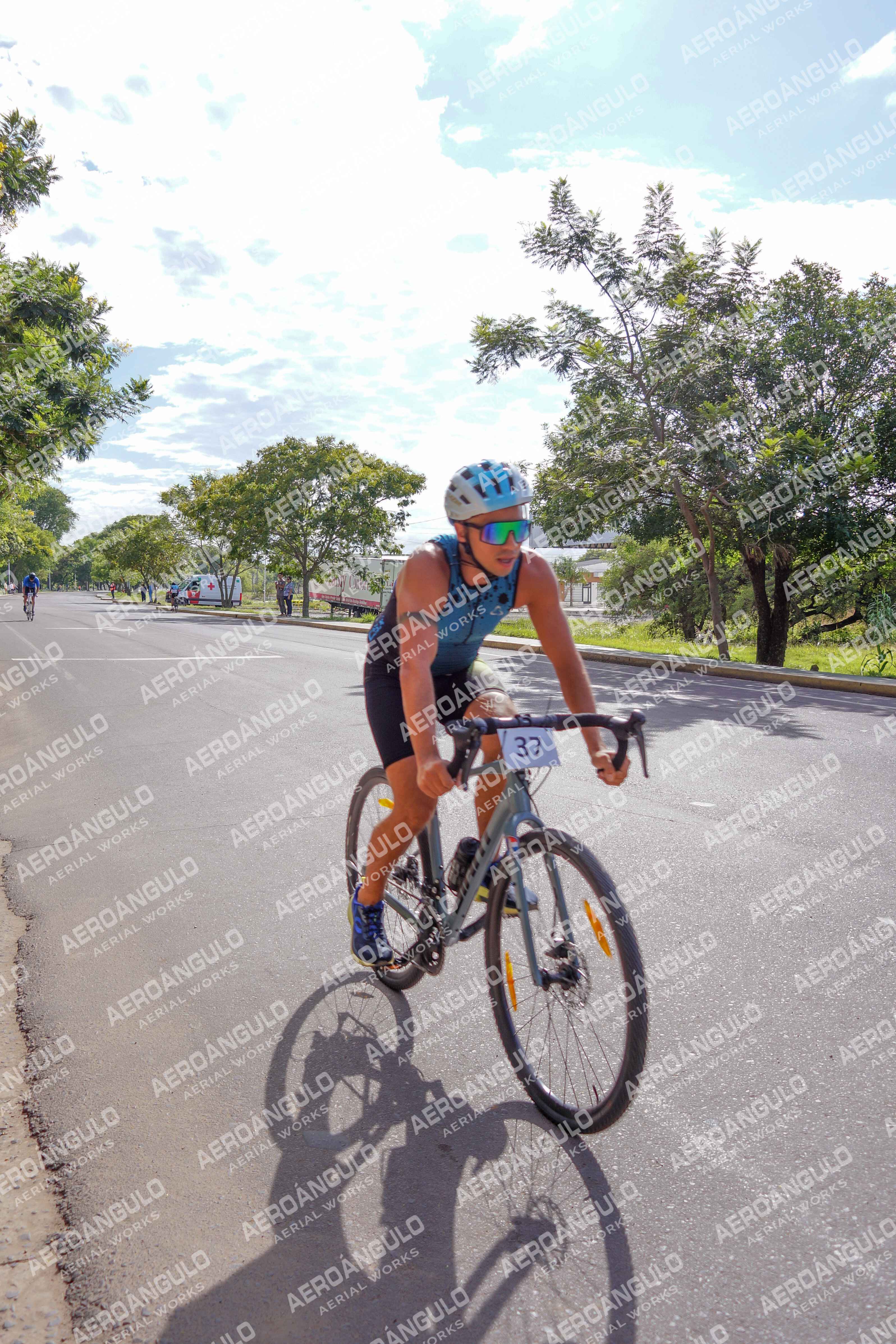 TRIATLON N°85