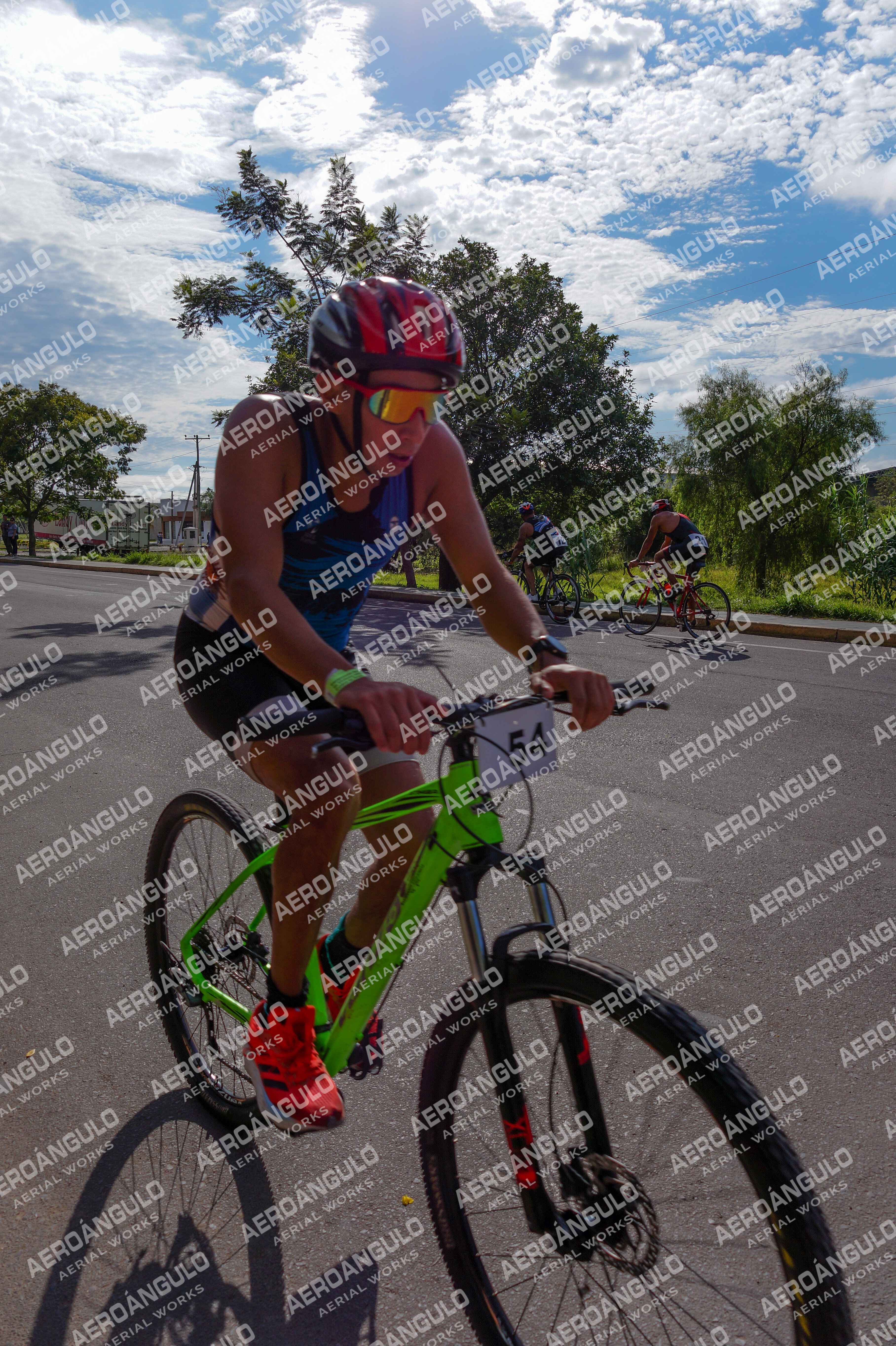 TRIATLON N°9